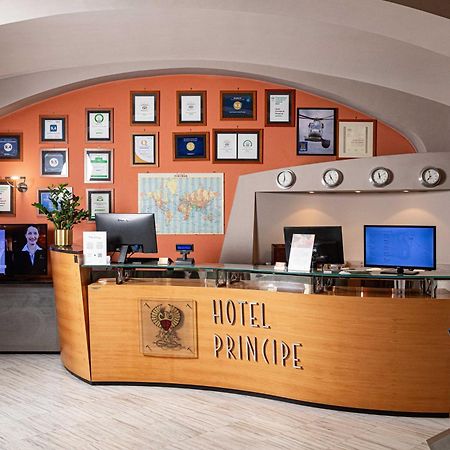 Phi Hotel Principe Cuneo Buitenkant foto
