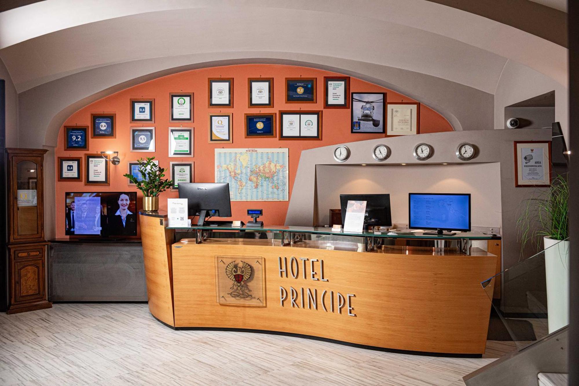 Phi Hotel Principe Cuneo Buitenkant foto