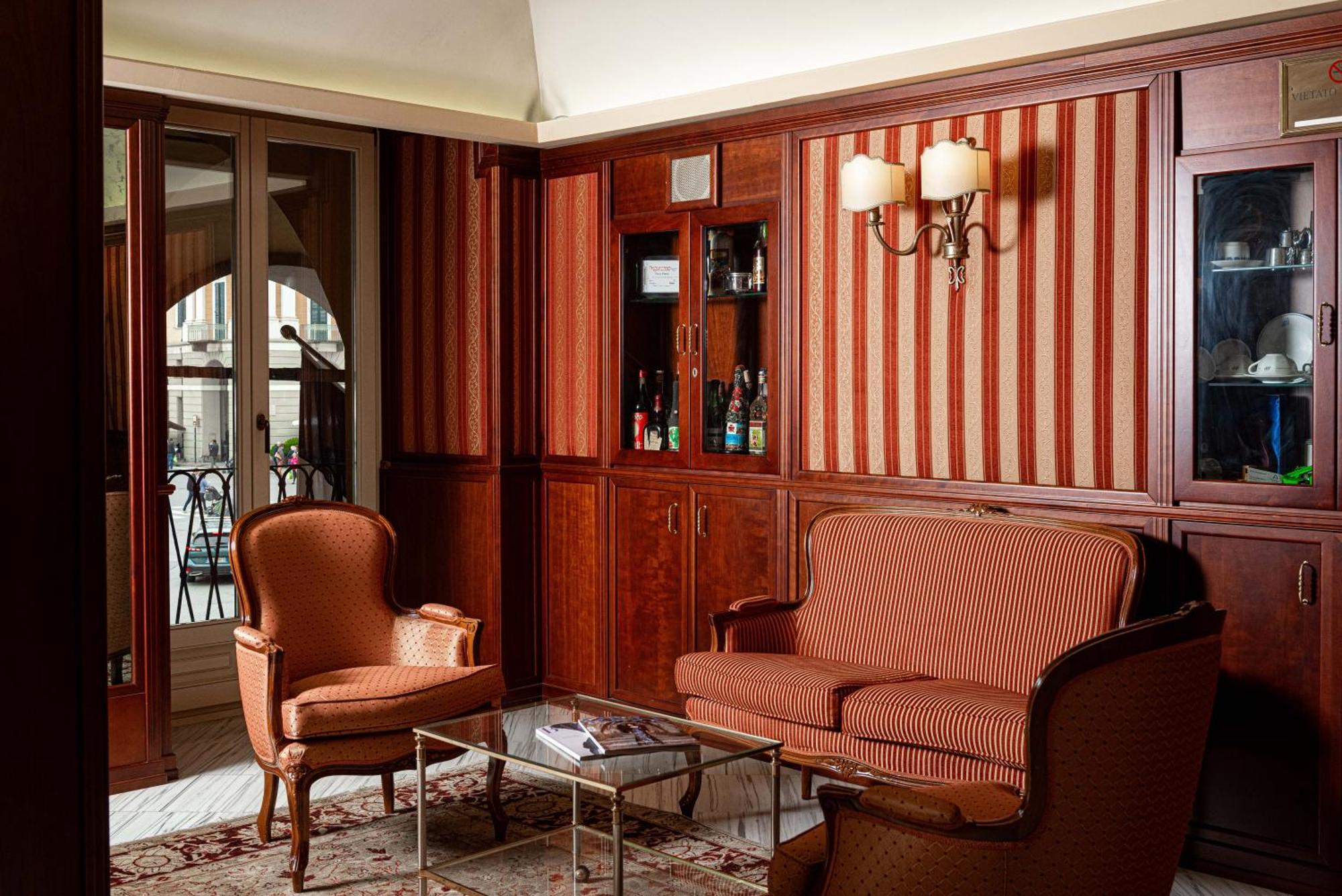 Phi Hotel Principe Cuneo Buitenkant foto