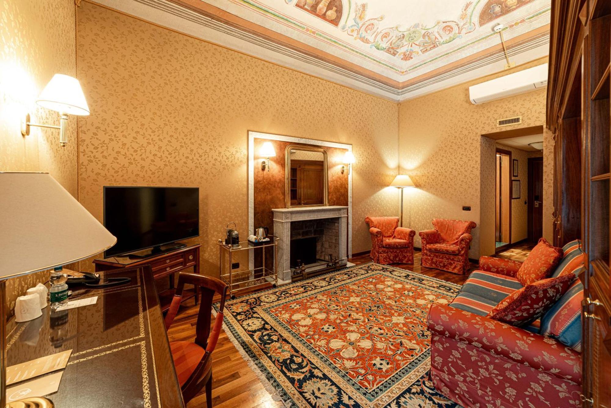 Phi Hotel Principe Cuneo Buitenkant foto