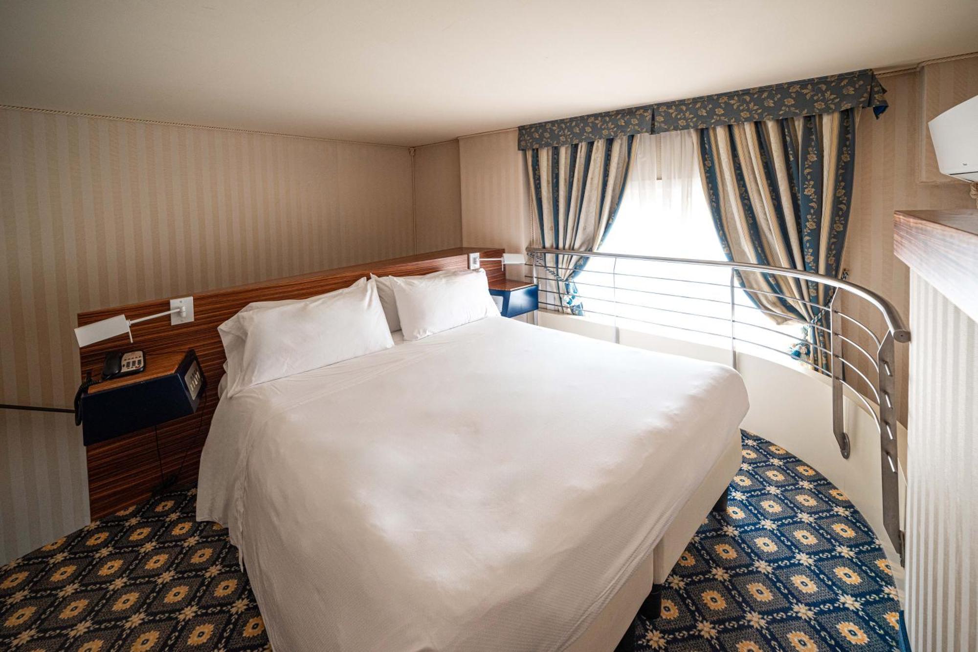 Phi Hotel Principe Cuneo Buitenkant foto