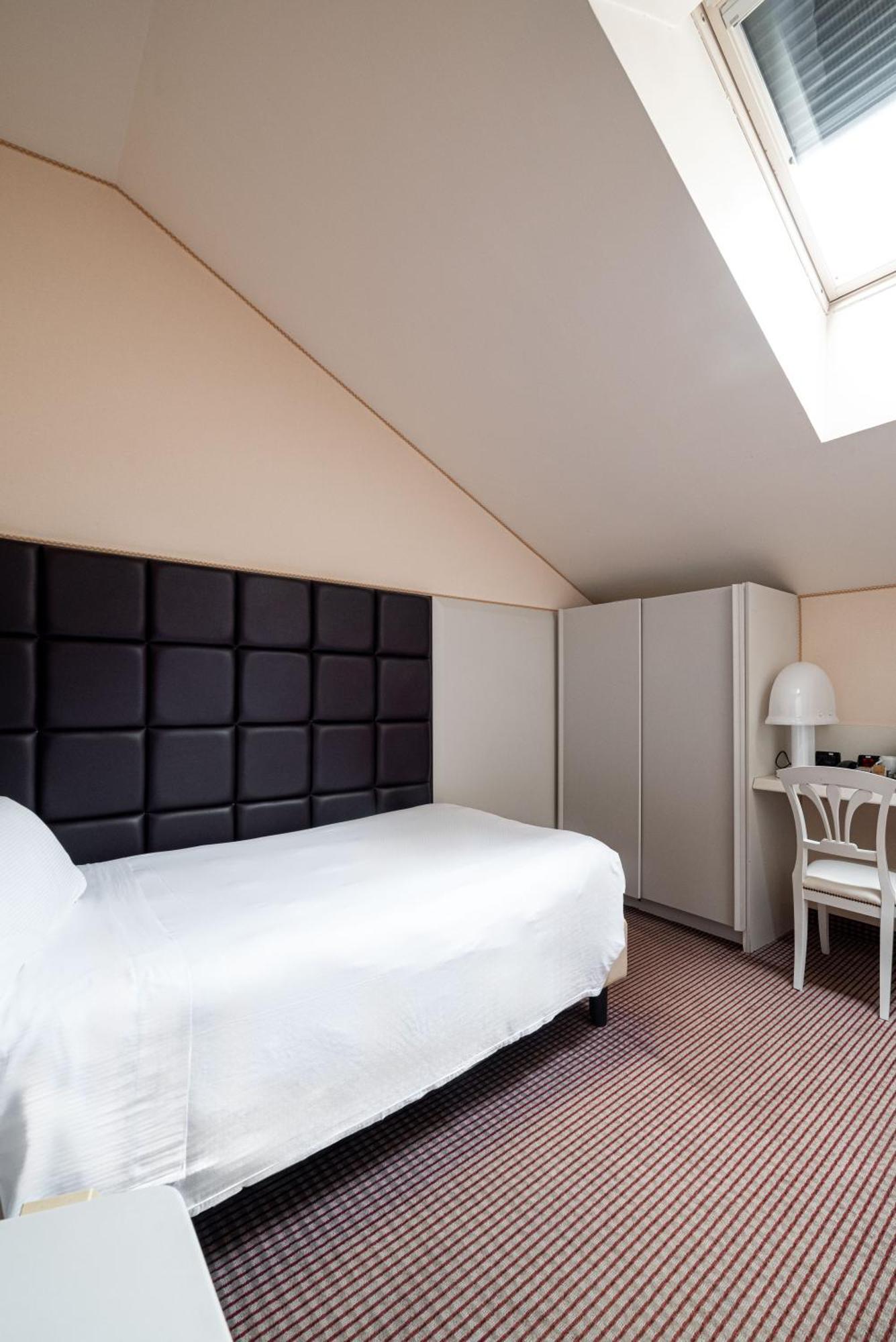 Phi Hotel Principe Cuneo Buitenkant foto