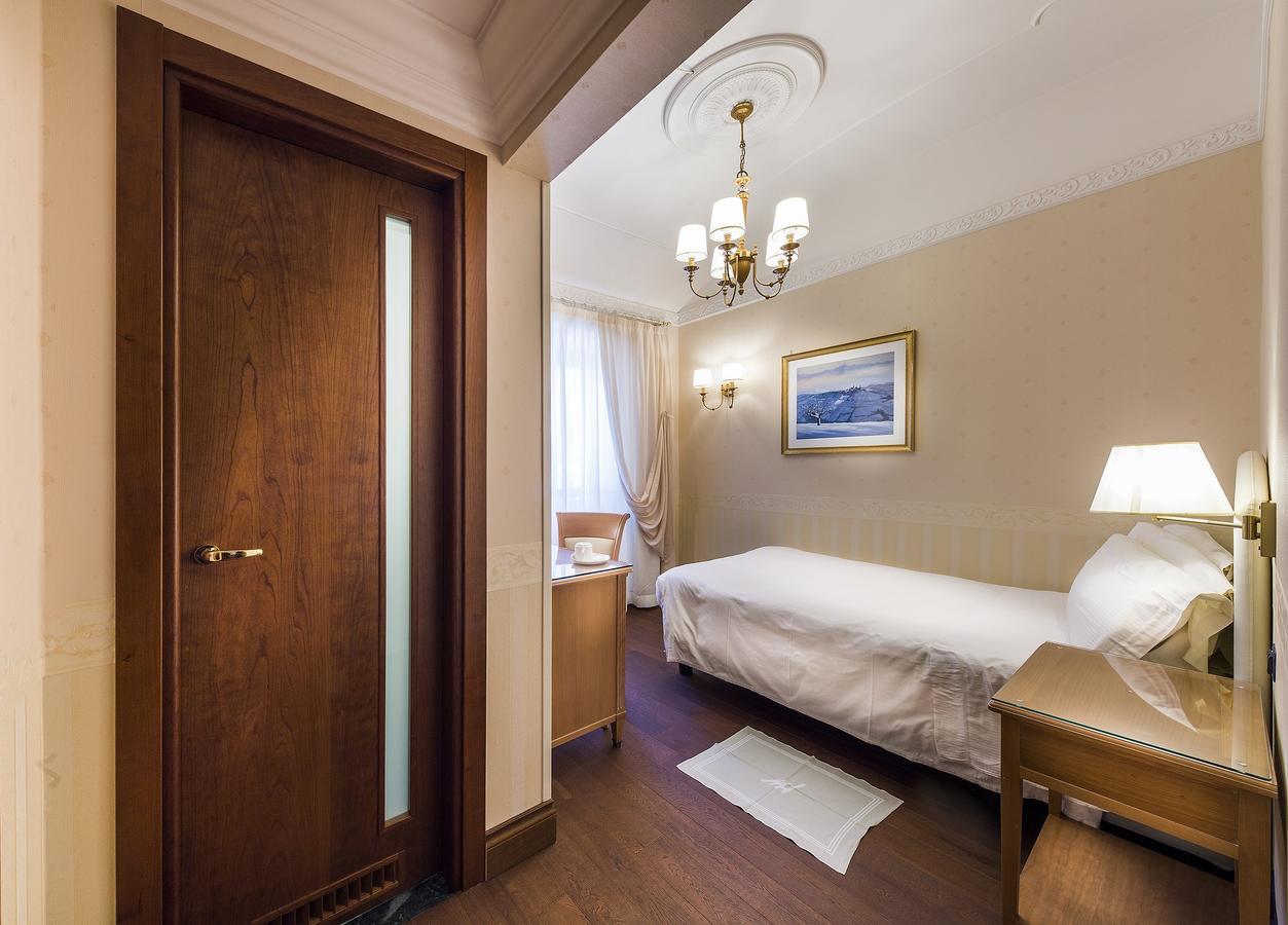 Phi Hotel Principe Cuneo Buitenkant foto