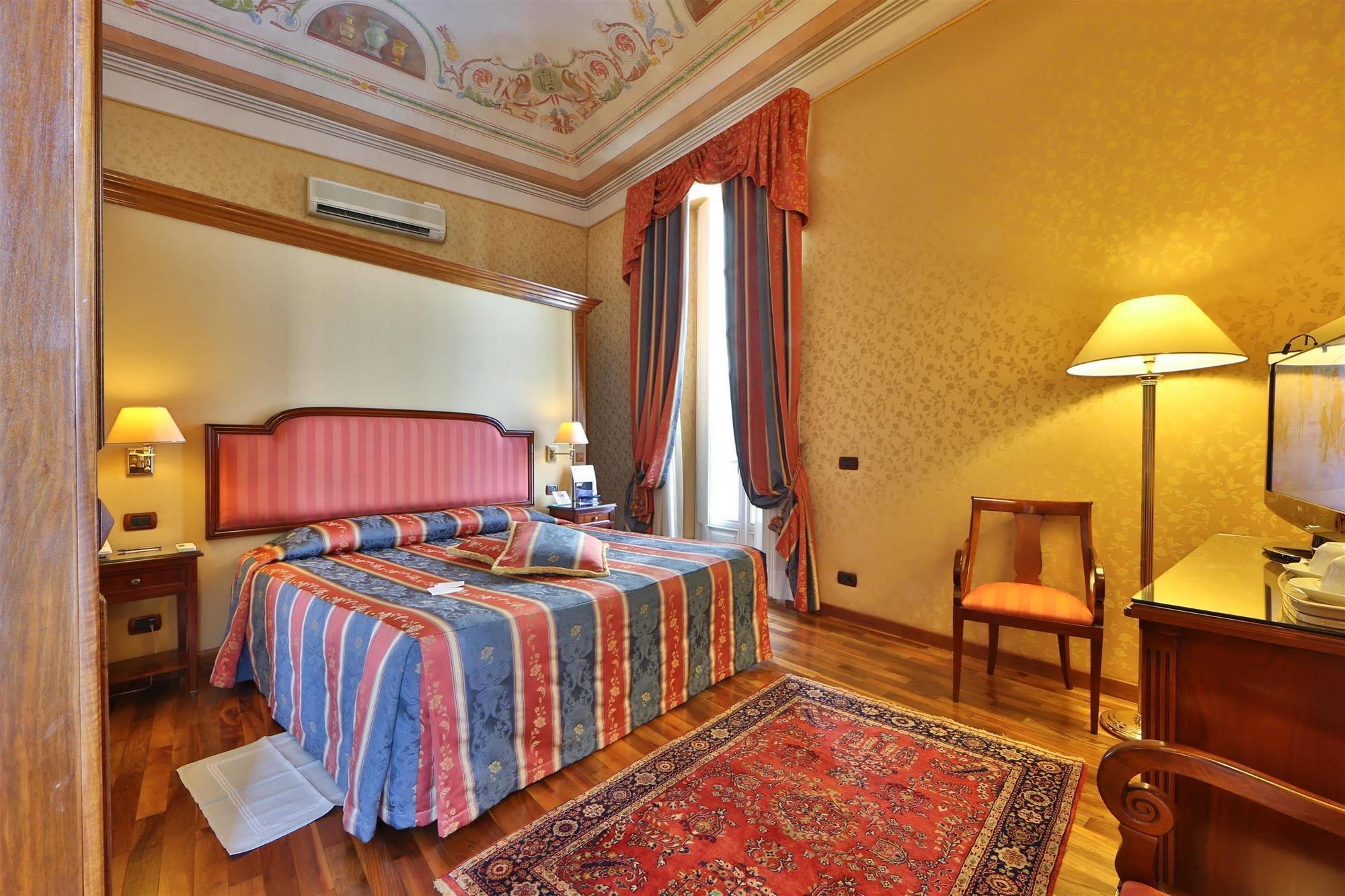 Phi Hotel Principe Cuneo Buitenkant foto